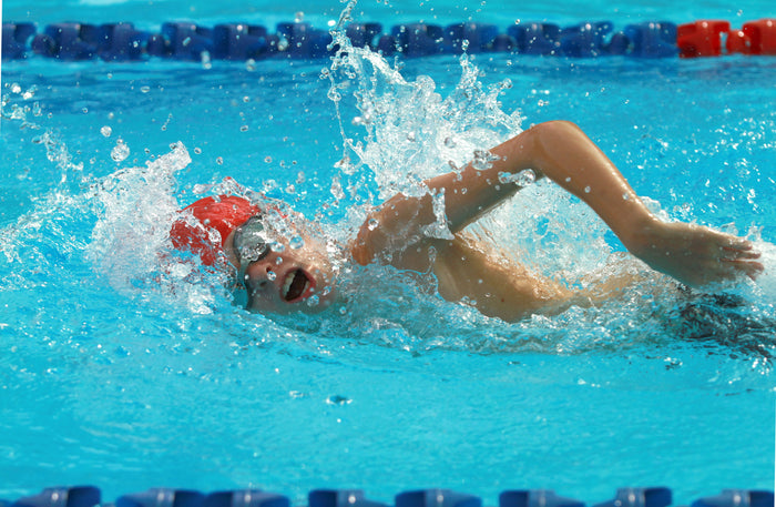 Can You Swim or Bathe with a Waterproof Cast Cover?