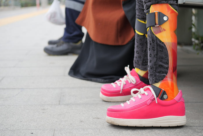 How Should Footwear Fit Over an AFO or SMO?