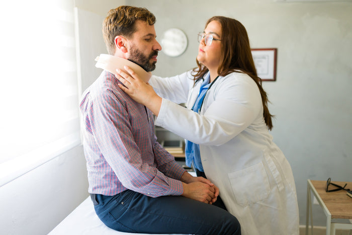 Soft vs Semi-Rigid Cervical Collar: What’s the Difference?
