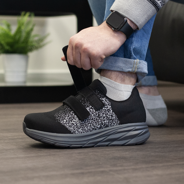 How Should Wide-Fit Shoes Fit?