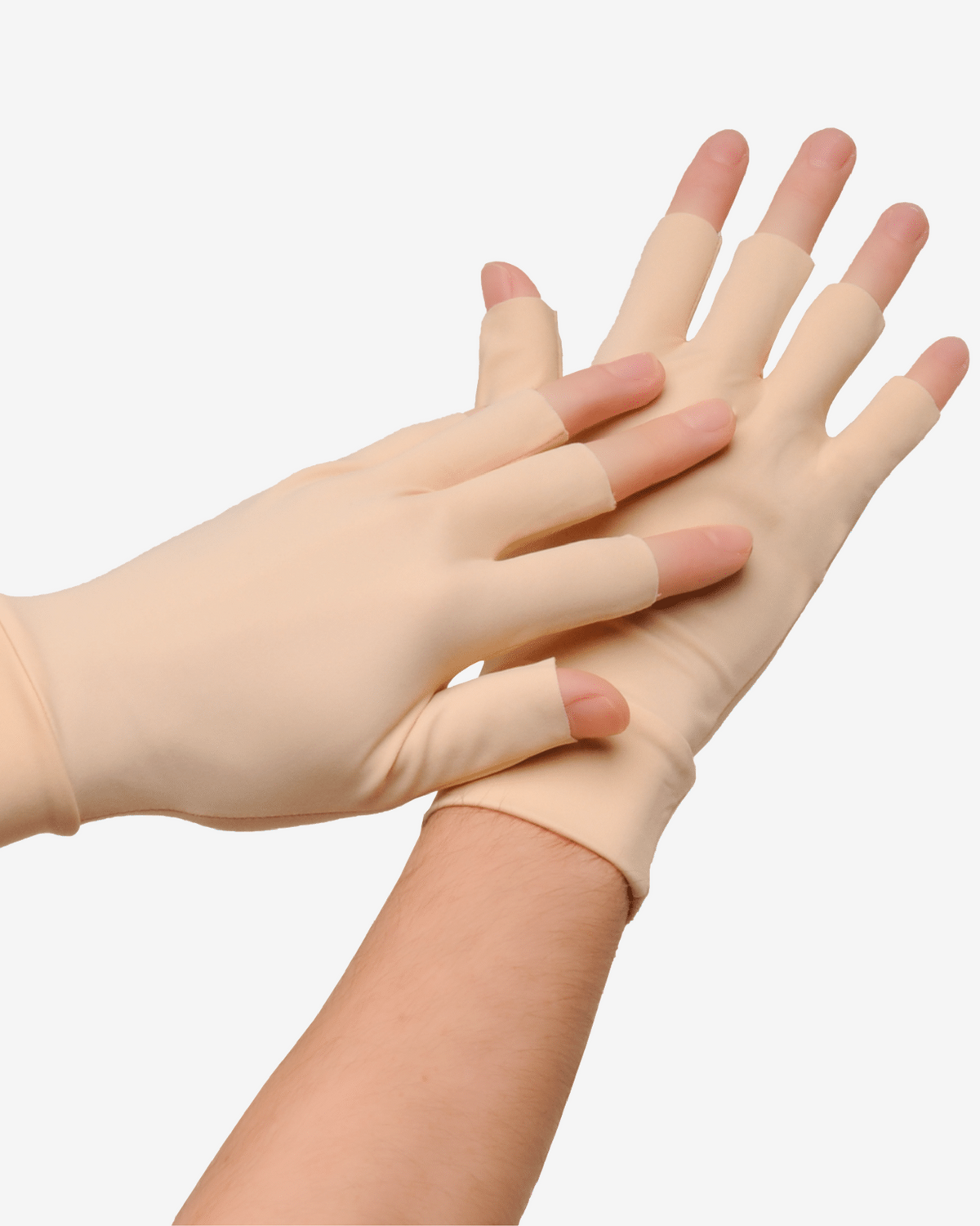 What Are Compression Gloves and How Should They Fit?