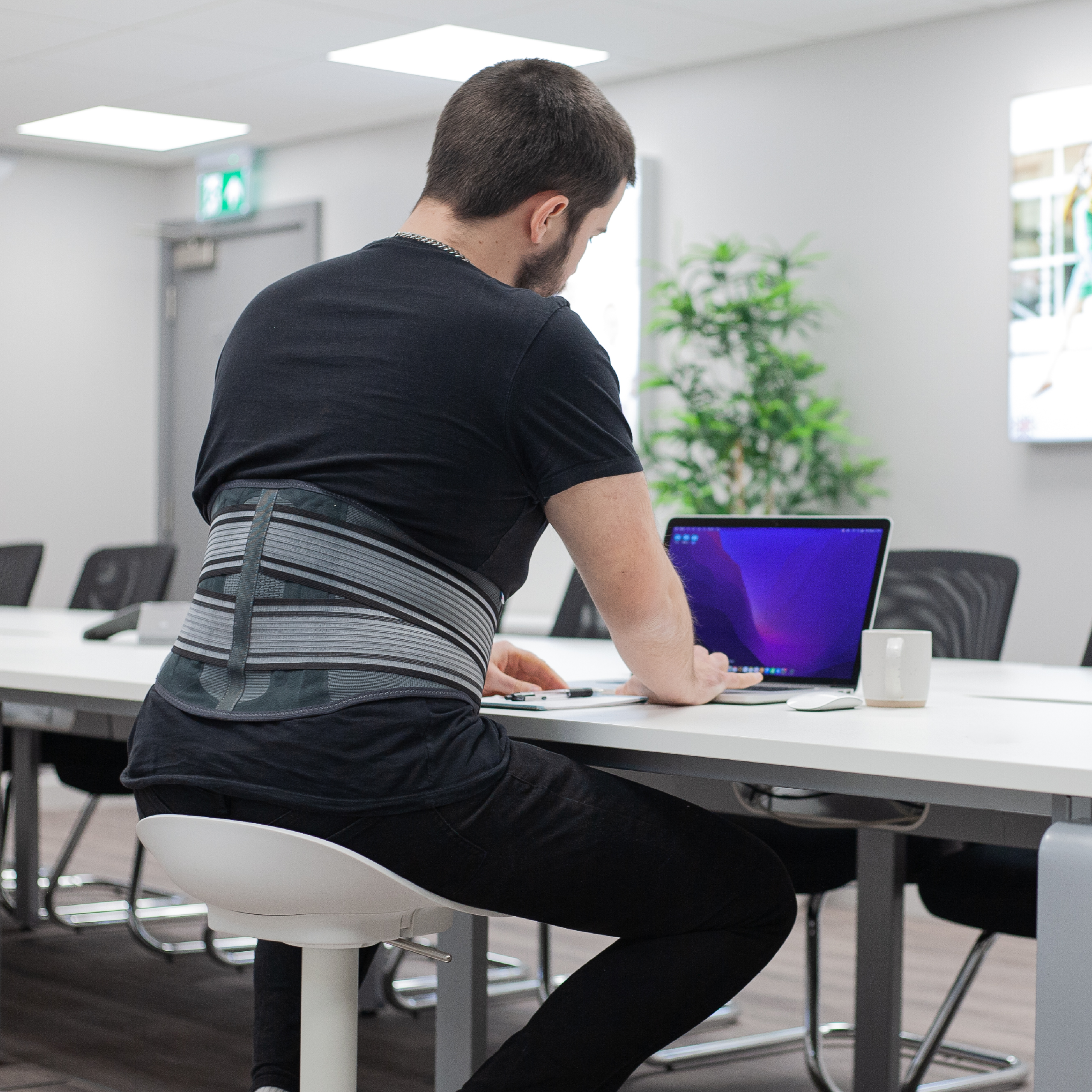 Ultra Lumbar Support - lightweight, comfortable and breathable